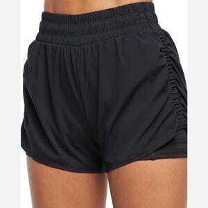 🧘🏽♀️ Marika Womens Sz Small Ruched Black Running Athletic Yoga Workout Shorts